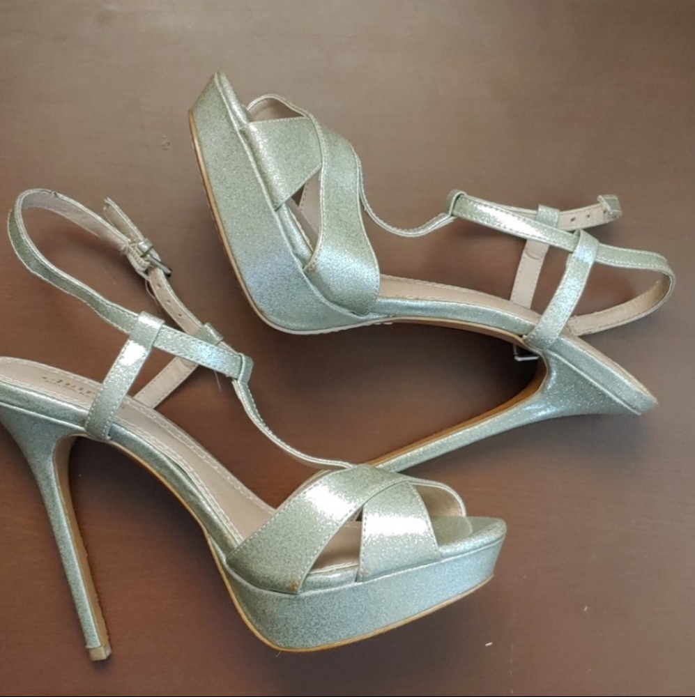 🔥For Free🔥Charles David Golden Heels